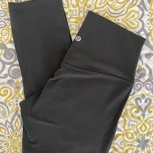 Lululemon Graphite Grey Align Crop “21